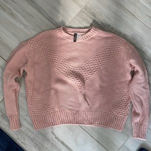 H&M divided pink knit sweater 🩷